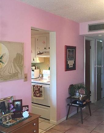 3rd image of 2525 W Bay Dr #0
