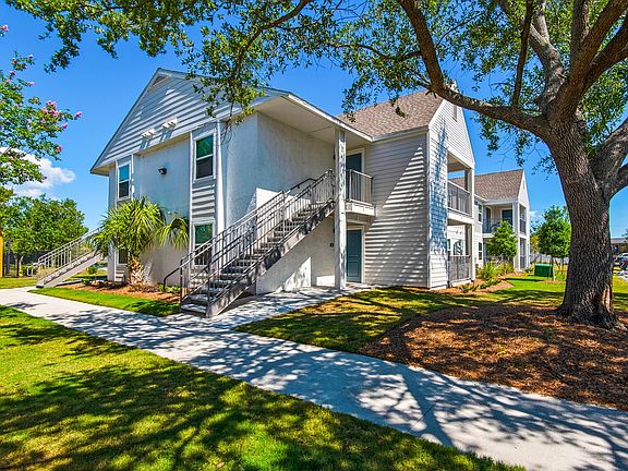 2nd image of 2401 Stanford Rd APT 1122