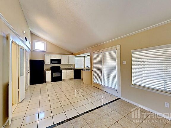 3rd image of 3408 Rollingridge Cir