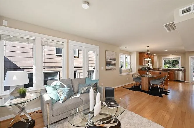 2337 Yale Ave E #B — Photo 5