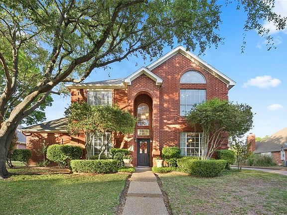 3rd image of 6217 Skylark Cir
