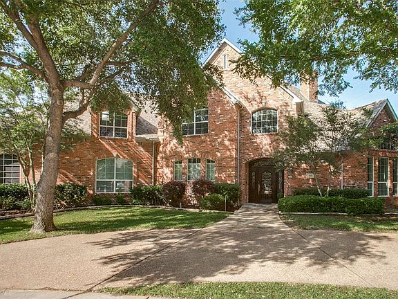 3rd image of 200 Long Canyon Ct