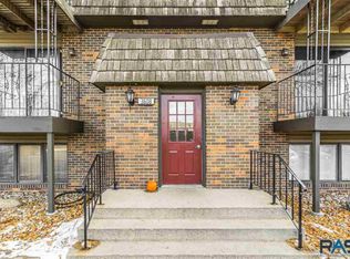 3608 S Gateway Blvd APT 301, Sioux Falls, SD 57106