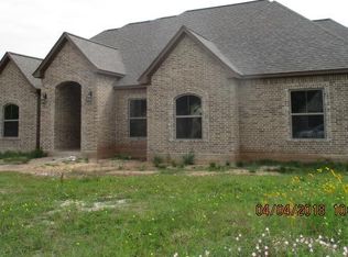 720 Rustic Oaks, Angleton, TX 77515