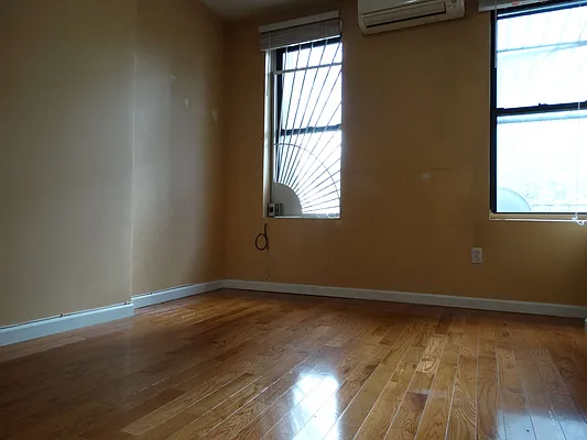 Rented by Brickwood Realty | media 31