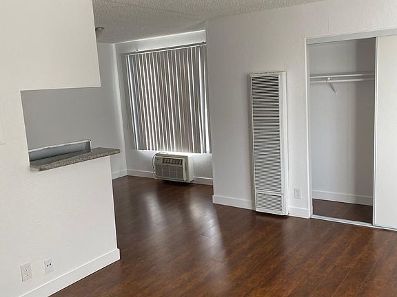 2nd image of 12003 Hart St APT 16
