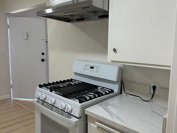 2nd image of 121 S Chandler Ave APT C