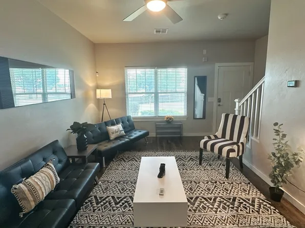 (undisclosed Address), Edmond, OK 73034