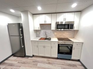 49 Providence St #1, Uxbridge, MA 01569