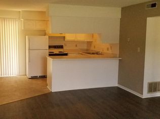 1408 Sangamon Dr APT B, Belleville, IL 62221