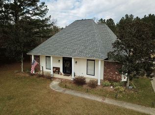20663 Aaron Ave, Livingston, LA 70754