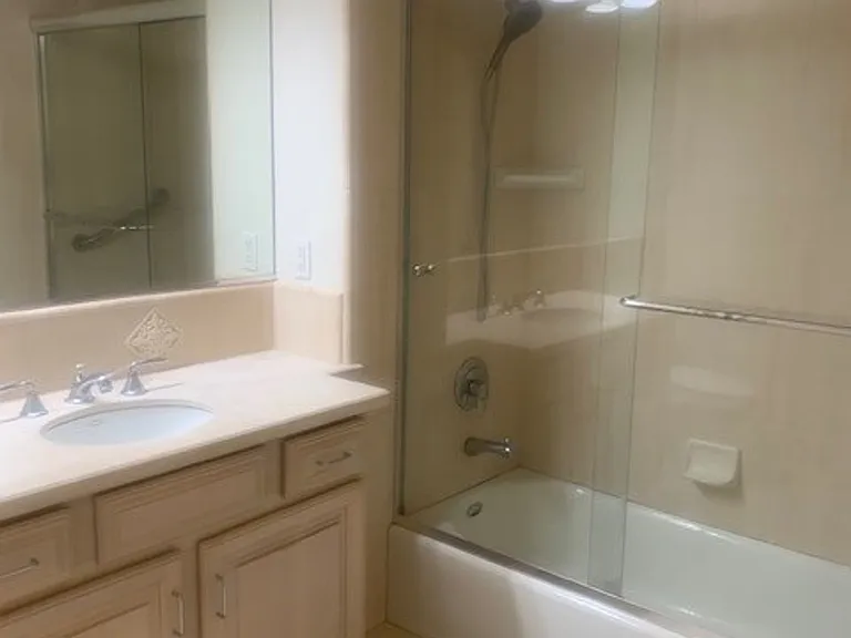 300 Laguna Honda Blvd — Photo 7