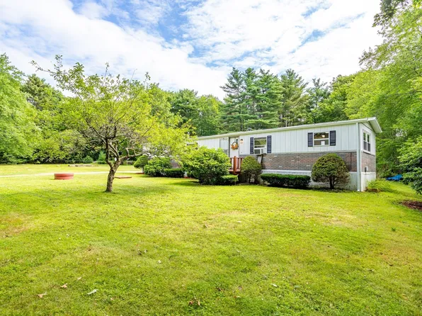 27 Neale Rd, Royalston, MA 01368