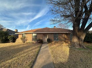 305 Marriott Ln, Garland, TX