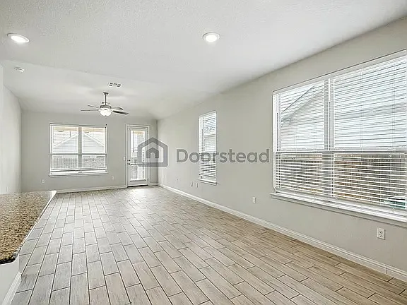 8207 Cottage Rose Dr — Photo 15