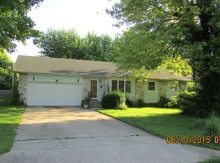 1003 W Crestview St, Springfield, MO 65807
