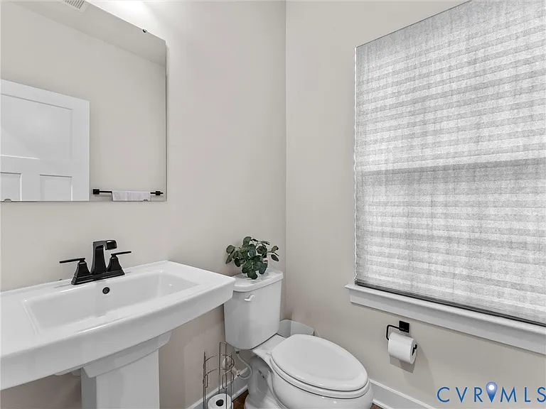 8762 Kingsland Park Ter — Photo 23