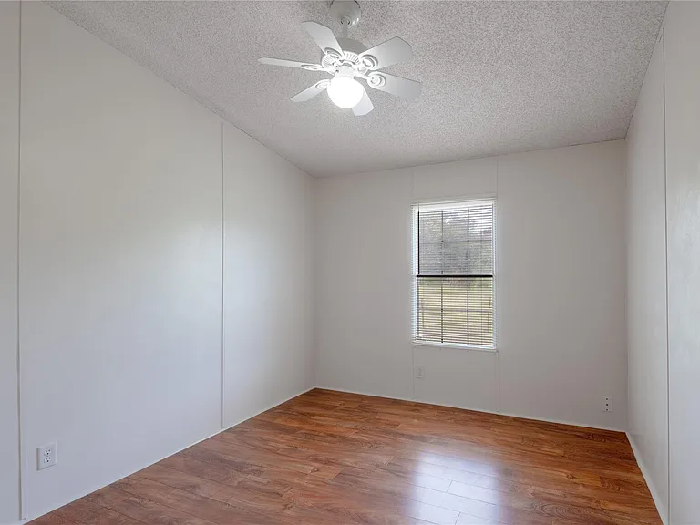 37 Riverside Ln #A — Photo 21