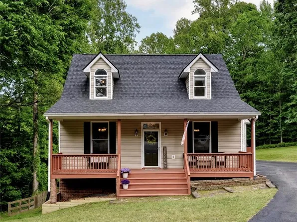 5970 Plaster Ln, Quinton, VA 23141