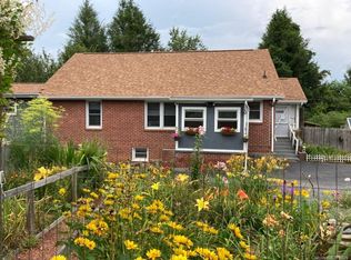 134 Princess Pl, East Flat Rock, NC 28726