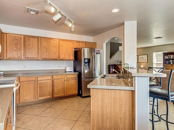 4th image of 22186 W Woodlands Ct