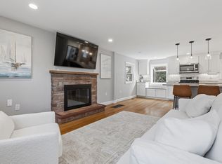 25 Hazelmere Rd, Roslindale, MA 02131