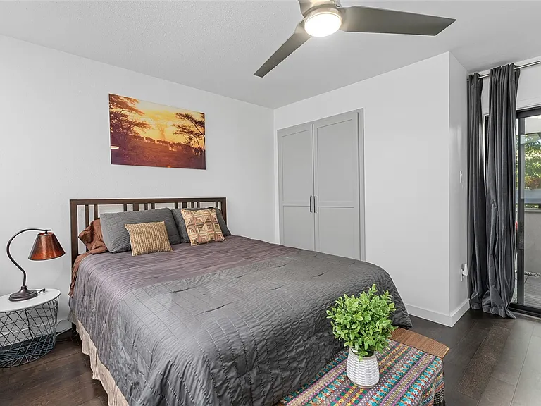 2313 Steel St — Photo 23