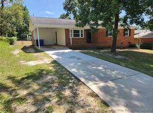 293 Ramona Dr, Fayetteville, NC 28303
