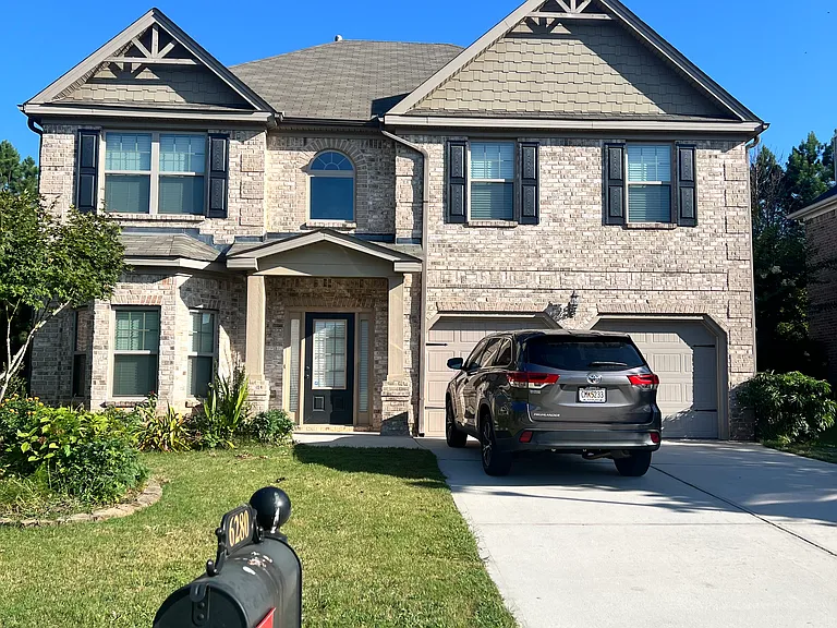 6280 Brookridge Dr — Photo 1