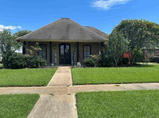 6106 Sandy Creek Ln, Zachary, LA 70791