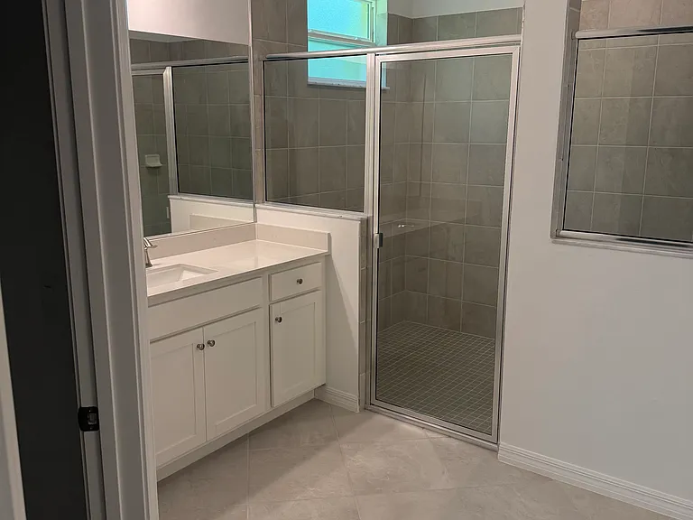 4521 NW 35th Ave — Photo 12