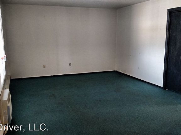 2nd image of 1001 Stanley Ave APT 5