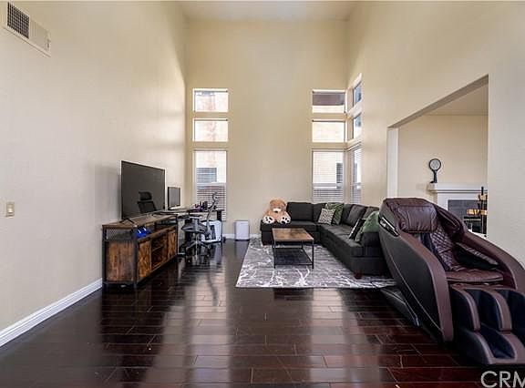 3rd image of 2338 Vista Moora Ave