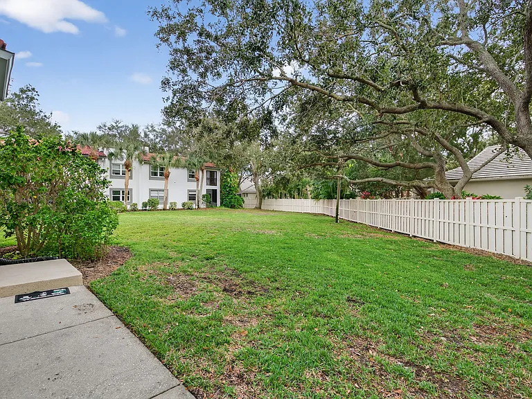 484 Santa Cruz Pl NE #G — Photo 36