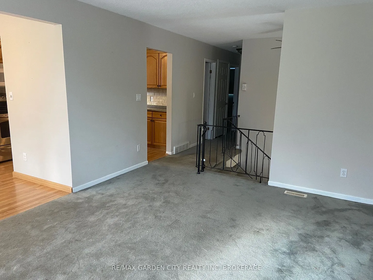3 bed, $2,200 — Photo 3