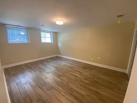 Rented by Premier Metro Realty Corp | media 5