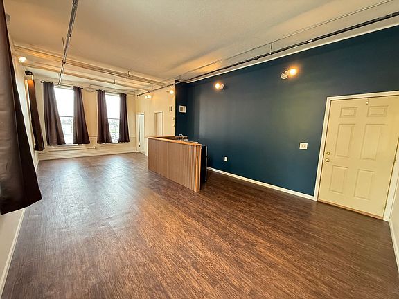 5th image of 125 E Michigan Ave #D