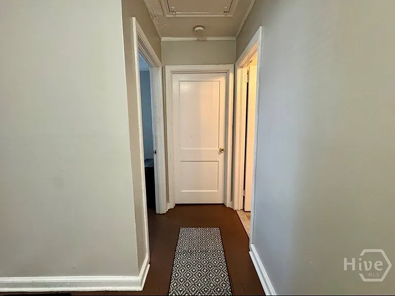 206 Turnberry St — Photo 9