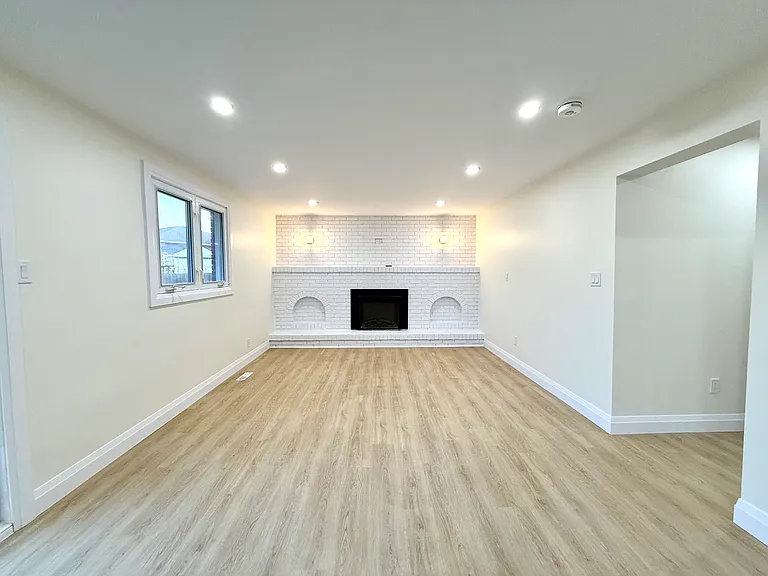 100 Taymall St — Photo 10