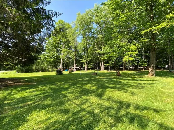 20 Oberg Ave #1, Mount Jewett, PA 16740