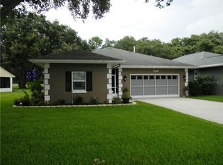 728 Canberra Rd, Winter Haven, FL 33884