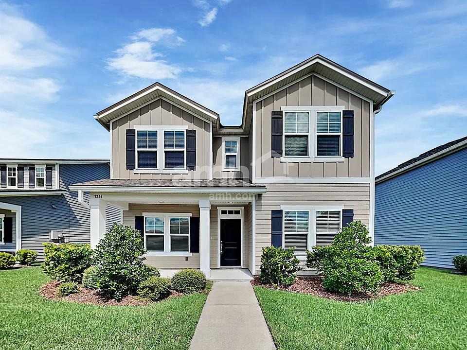 3234 Roundabout Dr