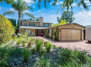 15522 Huston St, Encino, CA 91436