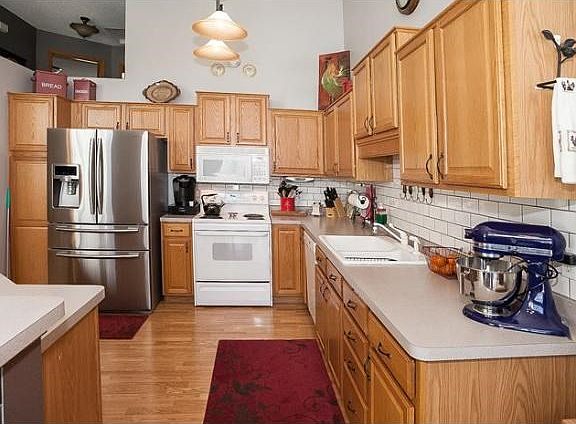 Tastefully decorated, just move right in