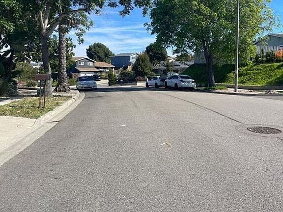 4th image of 3637 Esplanade St
