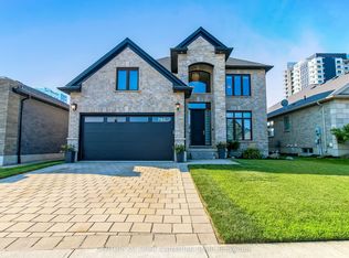 783 Hickoryridge Cmn, London, ON N6G0M8