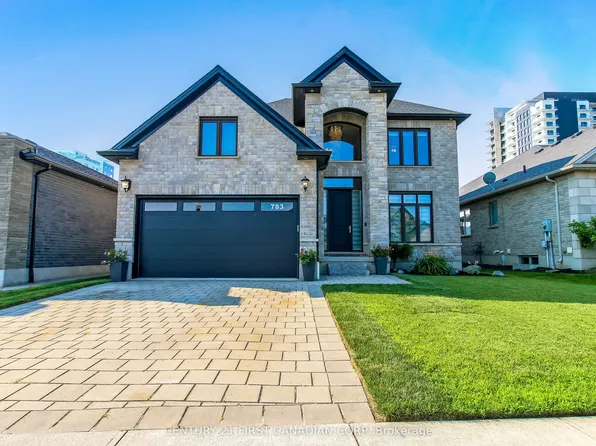 783 Hickoryridge Cmn, London, ON N6G 0M8