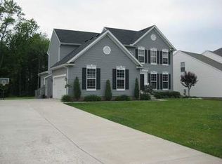 6441 Klines Dr, Girard, OH 44420