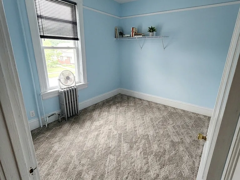 2768 Vauxhall Rd — Photo 17