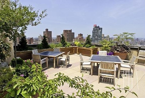 ROOF DECK